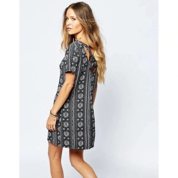 Hollister‎ dress - Picture 1 of 3